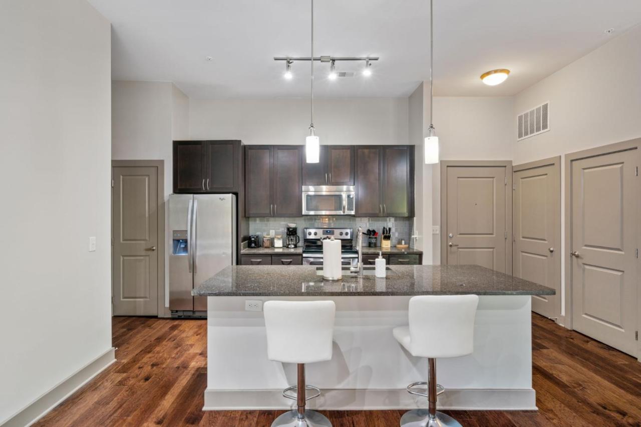 Grand Luxury Premium Vaulted Ceilings Appartement Woodbridge Buitenkant foto