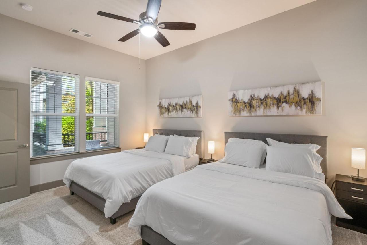 Grand Luxury Premium Vaulted Ceilings Appartement Woodbridge Buitenkant foto